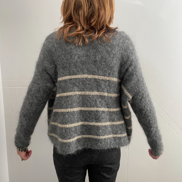 Des Petits Hauts Mohair striped gray, yellow (Women L), loose fit Sweater. - Picture 2 of 11